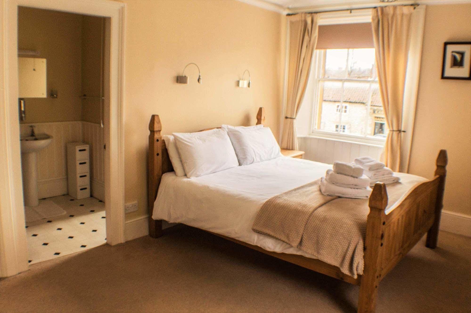 The Royal Oak Hotel Helmsley Eksteriør billede
