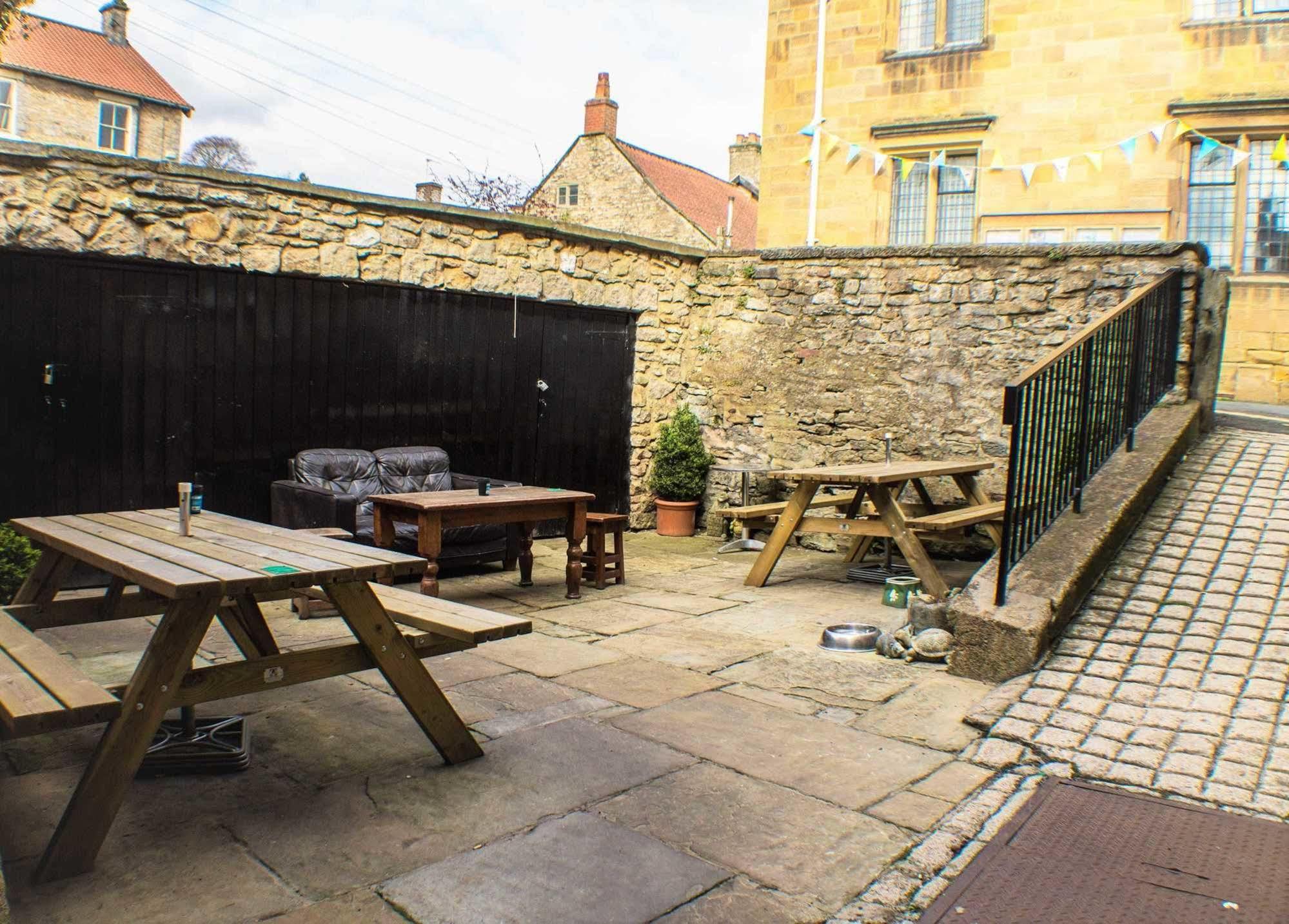 The Royal Oak Hotel Helmsley Eksteriør billede